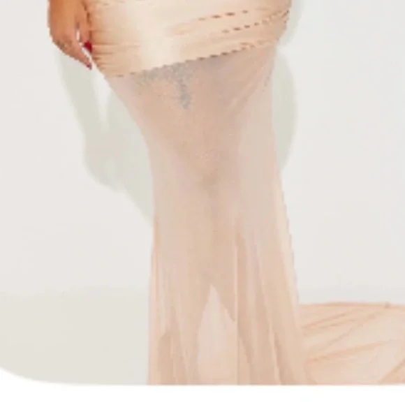 Fashion Nova NEW W/OT 
Chic Backless Nude Dress - Picture 3 of 16